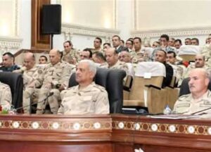 المتحدث العسكرى : وزير الدفاع يطالب الجيش الثالث الميداني بالحفاظ على أعلى درجات الجاهزية القتالية