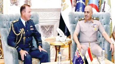 المتحدث العسكرى :الفريق أحمد خليفة رئيس أركان حرب القوات المسلحة يلتقى قائد قوة دفاع نيوزيلندا