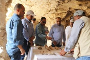 اكتشاف أثري جديد.. 3 مقابر لكبار رجال الدولة في الأقصر 