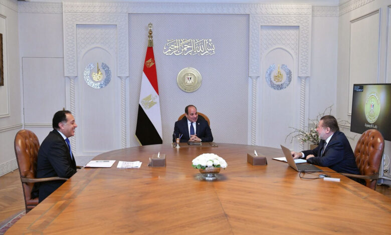 الرئيس السيسي يوجه بتوفير الظروف الملائمة لجذب مزيد من الاستثمارات الأجنبية 