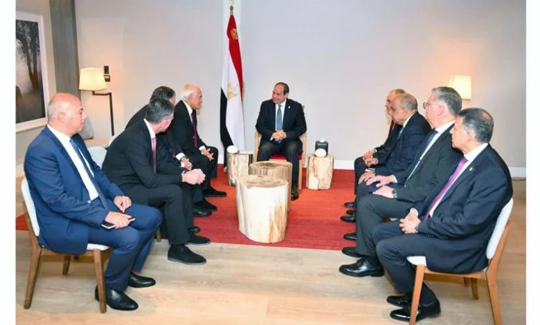 الرئيس السيسي يستقبل رئيس مجموعة "كوبولوزيس" اليونانية للكهرباء 