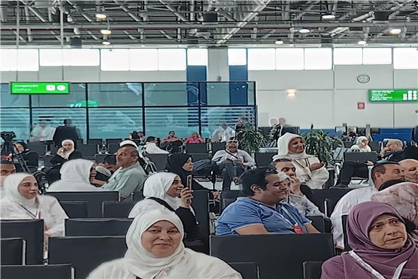 «مصر للطيران» تسير 19 رحلة جوية إلى الأراضي المقدسة غدا 