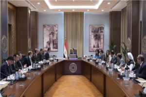 الحكومة: انخفاض بأسعار بعض السلع خلال أبريل .. ومتابعة دورية للأسواق