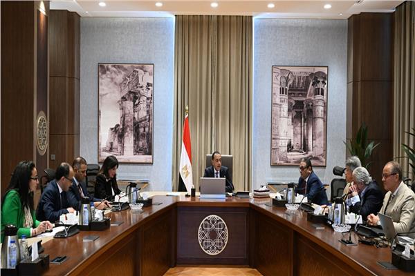 رئيس الوزراء يتابع مستجدات الترتيبات لاحتفالية افتتاح المتحف المصري الكبير