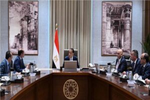 رئيس الوزراء يستعرض استدامة جهاز تنمية المشروعات المتوسطة والصغيرة ومتناهية الصغر 