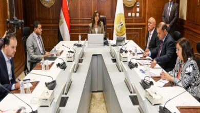 وزيرة التنمية المحلية تتابع مشروعات الخطة الاستثمارية ومنظومة التصالح 