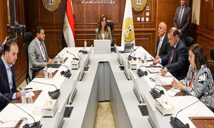 وزيرة التنمية المحلية تتابع مشروعات الخطة الاستثمارية ومنظومة التصالح 