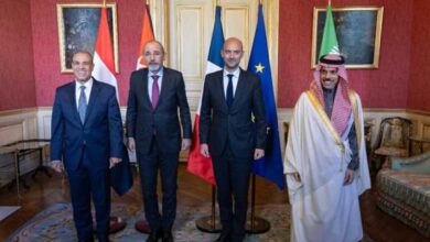 بيان مصري سعودي أردني: وفد عربي بحث في باريس جهود إنهاء الحرب على غزة 