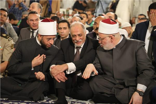 وزيرالأوقاف يشهد احتفال الطرق الصوفية بالعام الهجري الجديد بمسجد الحسين