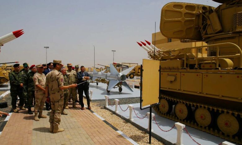 المتحدث العسكرى : القوات المسلحة تنظم زيارة للملحقين العسكريين العرب والأجانب المعتمدين بجمهورية مصر العربية إلى عدد من المنشآت العسكرية 