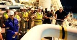 البترول تستعد لتفريغ سفينتى تغييز بالشبكة لتأمين احتياجات الدولة من الطاقة 