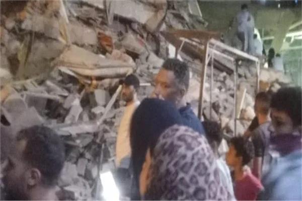 سقوط عقار مكون من 4 أدوار بالسيدة زينب وسقوط ضحايا ومصابين
