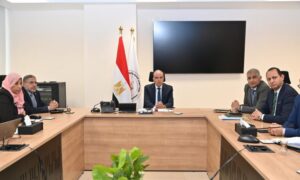 فى زيارة مفاجئة " سويلم "ينهى تكليف رئيس الإدارة المركزية للموارد المائية بالبحيرة 