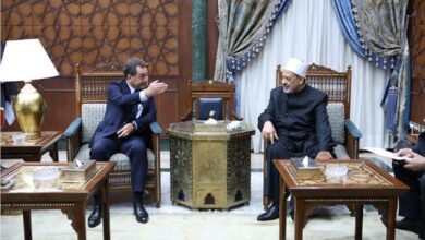 شيخ الأزهر للسفير الفرنسي: نقدر موقفكم المنصف تجاه العدوان على غزة 