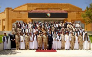 المنطقة الغربية العسكرية تنظم لقاء مع شيوخ وعواقل محافظة مطروح