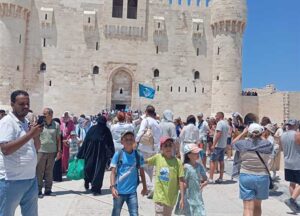 الدخول مجانًا احتفالًا بالعيد القومي للمحافظة.. «السياحة والآثار»: متاحف ومواقع الإسكندرية الأثرية تستقبل 25 ألف زائر 