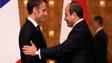 الرئيس السيسي يتلقى اتصالا هاتفيًا من نظيره الفرنسي إيمانويل ماكرون 