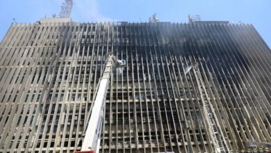إخماد حريق محدود تجدد بمبنى سنترال رمسيس من آثار الحريق السابق