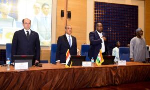 وزير الخارجية يفتتح منتدى الأعمال المصري - النيجري الأول 