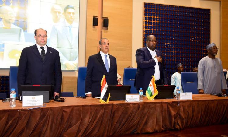 وزير الخارجية يفتتح منتدى الأعمال المصري - النيجري الأول 