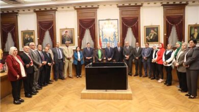 محافظ القاهرة يكرّم ٣٠ طالبا وطالبة من أوائل الثانوية العامة