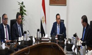 رئيس الوزراء يؤكد الحرص على تطوير تداول الأسمدة ووصولها للمستحقين