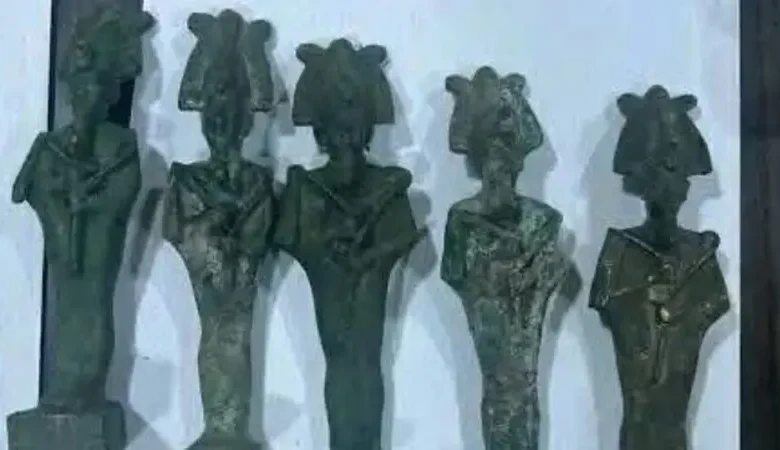 آلاف القطع الأثرية.. إحباط عملية تهريب ضخمة في مصر بقيمة 3.578 مليار جنيه 