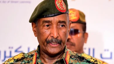 أخبارعربية وعالمية :البرهان يلزم جميع المجموعات المتحالفة بالعمل تحت قيادة الجيش