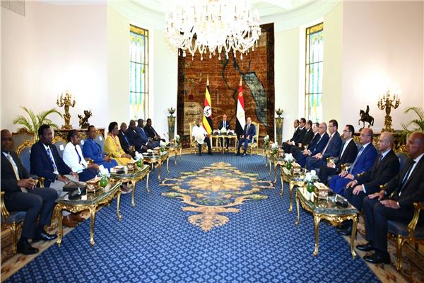 السيسي وموسيفيني يفتتحان منتدى الأعمال المصري الأوغندي لتعزيز الشراكة الاقتصادية
