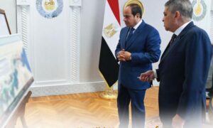 قرار جمهوري بمد خدمة أسامة ربيع رئيس هيئة قناة السويس لمدة عام 