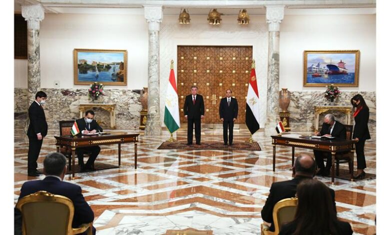 الرئيس السيسي ونظيره الفيتنامي يشهدان التوقيع على مذكرتي تفاهم في مجالي التنمية المحلية والاقتصادية