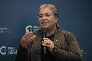 أخبار عربية وعالمية :مقترح أممي لإجراء الانتخابات في ليبيا خلال عام ونصف 