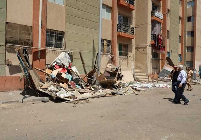 محافظ القاهرة يقود حملة مكبرة بمدينة السلام أول لإزالة المحلات العشوائية بممرات العقارات