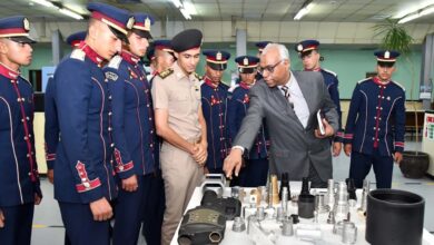 القوات المسلحة تنظم زيارة لوفد من الإعلاميين وطلبة الأكاديمية العسكرية وطلبة الجامعات للشركة العربية العالمية للبصريات 