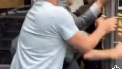 البعثات الدبلوماسية المصرية بالخارج تتصدى للمخربين.. أمن البعثة المصرية فى نيويورك يتصدى لمحاولة اقتحام من أنصار الإرهابية