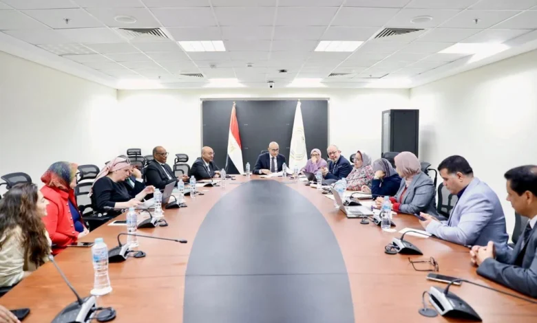 وزارة التعليم تعلن عن تطوير المناهج دون تحميل الدولة أعباء مالية.. إنجاز جديد لوزير التعليم يترجم التزامه بتعليم عصرى يليق بمستقبل الجمهورية الجديدة