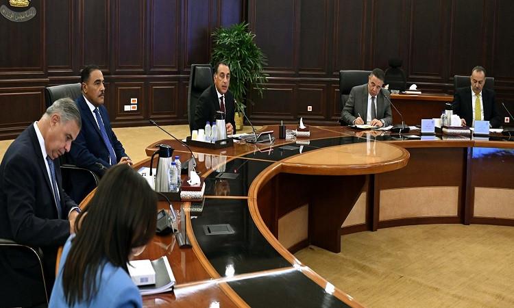 مدبولي يكلف المحافظين بالبدء فورا في تشكيل لجان حصر وحدات "الإيجار القديم"