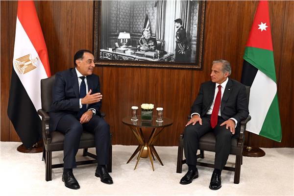 وزراء مصر والأردن يشهدان توقيع 10 وثائق في مجالات التعاون الثنائي 
