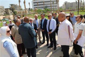محافظ القاهرة يتفقد الاستعدادات النهائية لتطوير حديقة الأزبكية