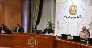 الحكومة: بدء تفعيل حزمة الاستثمارات القطرية المباشرة بقيمة 7.5 مليار دولار 