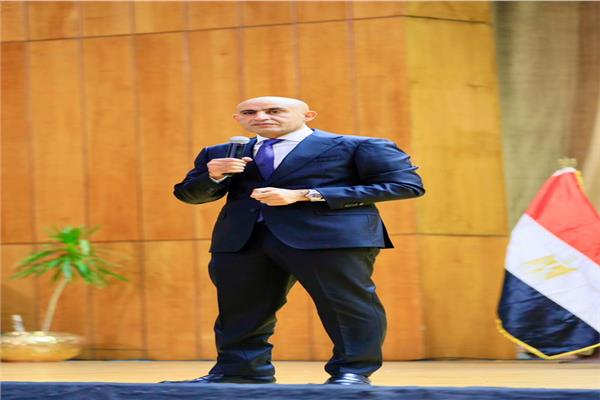 عبد اللطيف: البكالوريا المصرية معترف بها دوليًا مثل الثانوية العامة