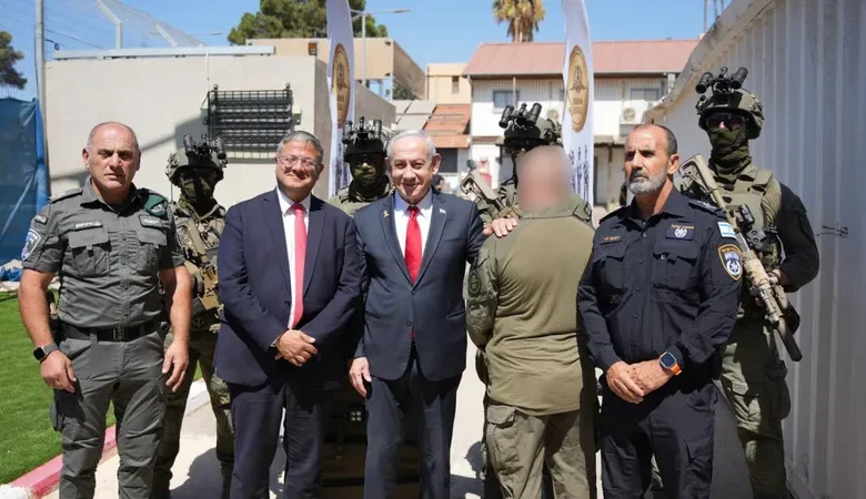 نتنياهو يحتفي بـ"وحدة اليمام": "لا يوجد أفضل منها بالعالم"