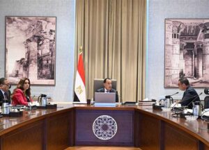 الحكومة تحدد 4 أسباب لانهيار العقارات.. وتستعرض الحلول المقترحة 