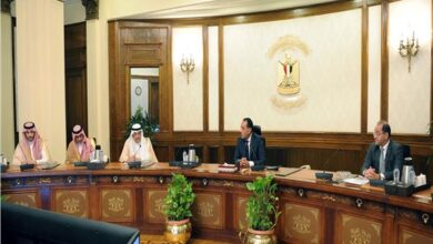 رئيس الوزراء يناقش مع وزير الدولة السعودي حزمة استثمارات سعودية في مصر 