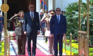 مراسم استقبال رسمية لرئيس جمهورية سنغافورة بقصر الاتحادية