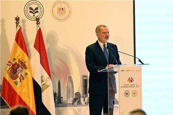ملك أسبانيا: مصر نقطة التقاء حضارية واستثمارية بين ثلاث قارات