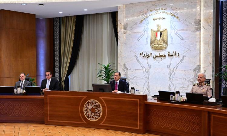 مدبولي يؤكد موقف مصر الثابت في التعامل مع مختلف القضايا الإقليمية والدولية