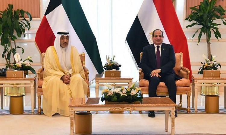 الرئيس السيسي لرئيس وزراء الكويت مصر ترحب بالاستثمارات الكويتية وتلتزم بتذليل أية عقبات