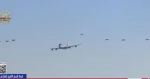 ترامب يعلق على مرافقة طائرته بمقاتلات مصرية ويشكر الرئيس: "6 جميلات"