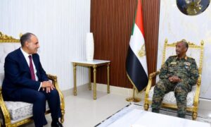 وزيرالخارجية يلتقي الفريق أول ركن عبد الفتاح البرهان